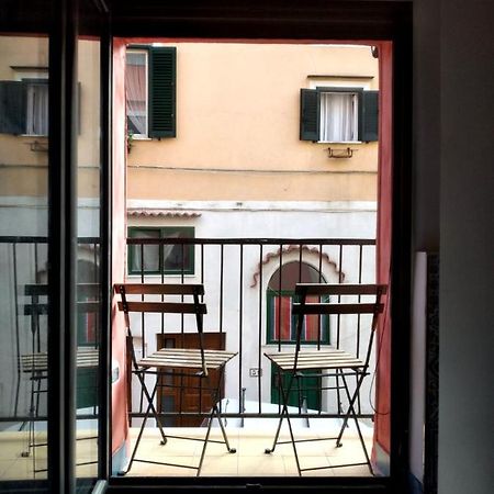 Casa Adriano Apartment Procida Luaran gambar