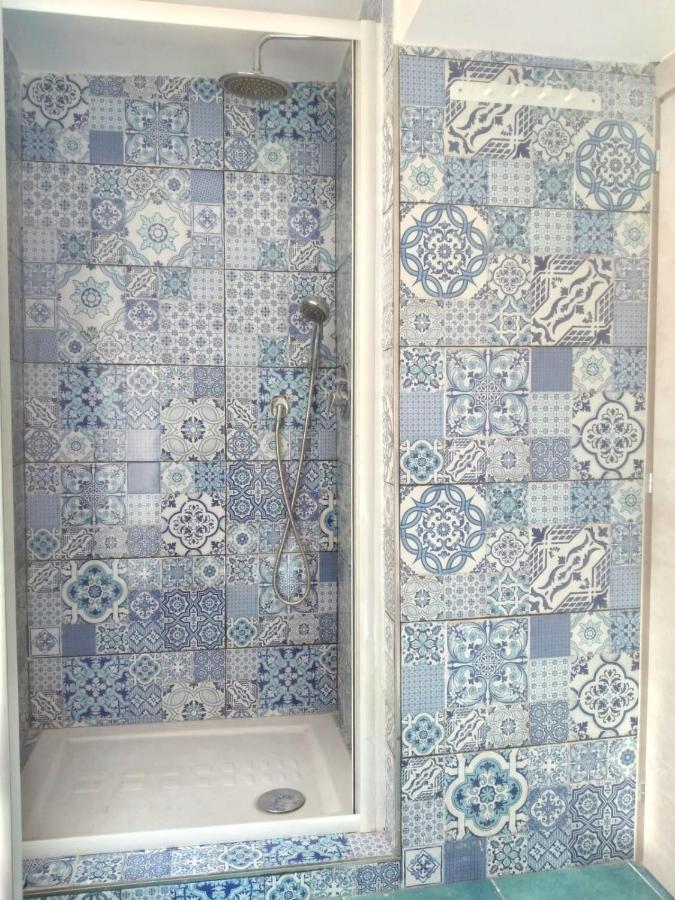 Casa Adriano Apartment Procida Luaran gambar