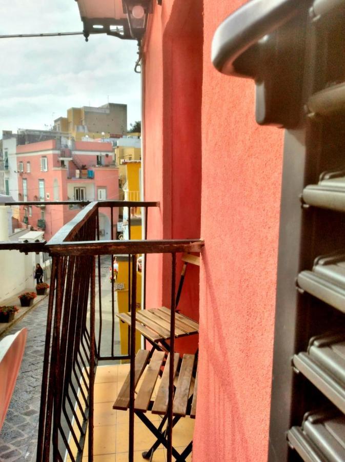 Casa Adriano Apartment Procida Luaran gambar